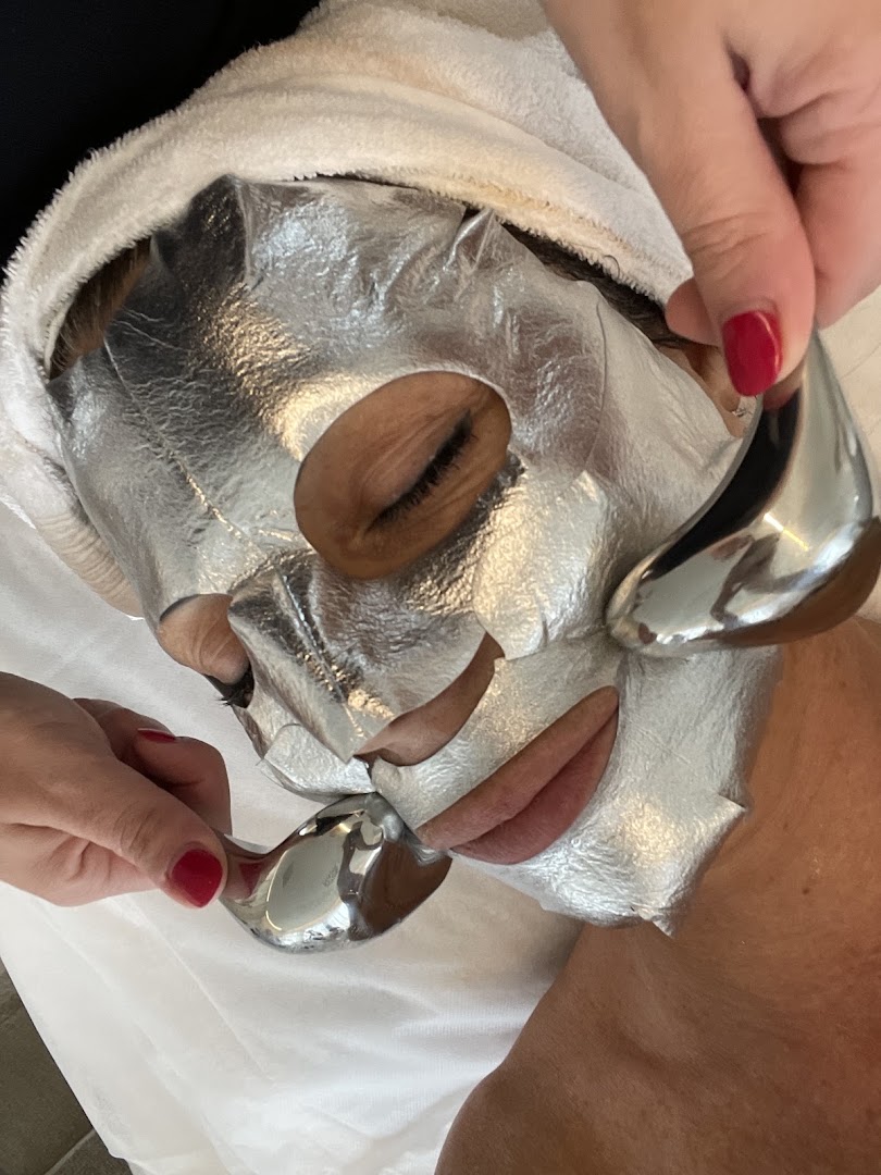 Beauty Lounge | Claudia Zemin - Trucco permanente e trattamenti viso · Foto 12